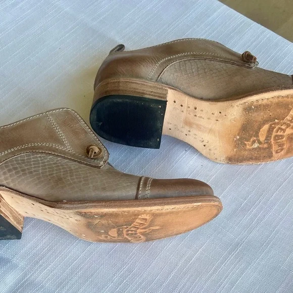 Freebird Two-Tone Brown Leather Flats MABEL size 7 - Picture 6 of 12